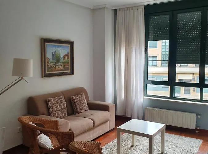 Casco Historico- Vivienda De 2 Habitaciones Con Parking